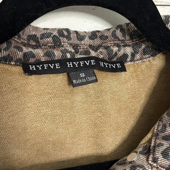 HYFVE Distressed Cropped Denim Leopard Print Jacket Small - Picture 11 of 11